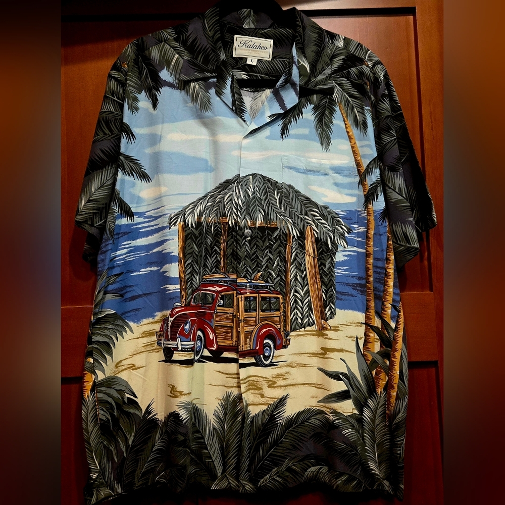 Kalaheo Men's Tropical Beach Scene Shirt - Blue and Black